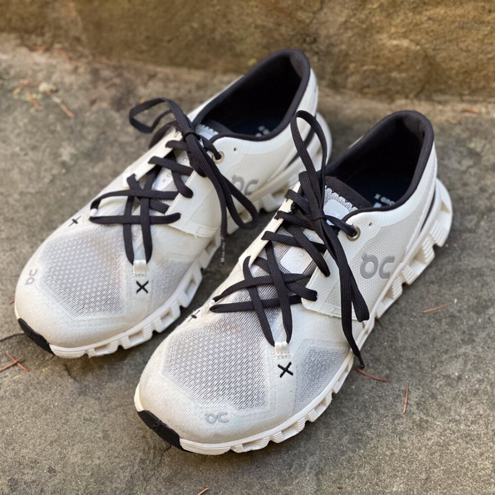 On Cloud X 3 Running Shoes